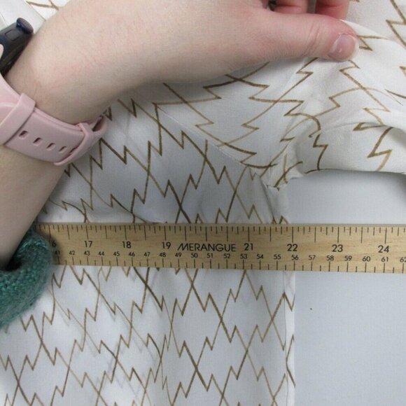 Club Monaco Printed Silk Blouse Women's Top S Button Up Popover Sleeve White 92 - Picture 7 of 11